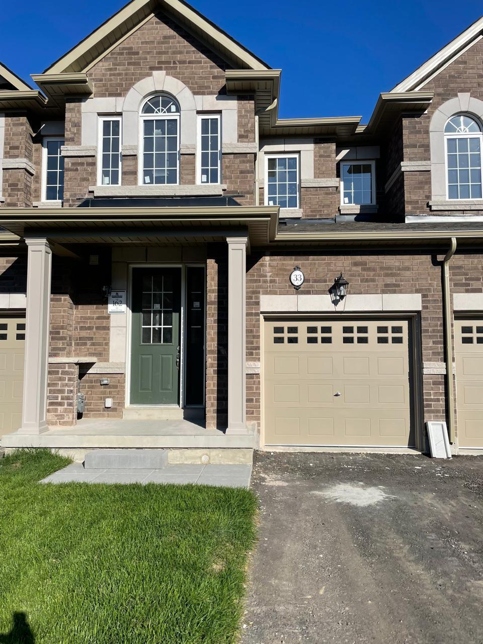 33 Benhurst Cres