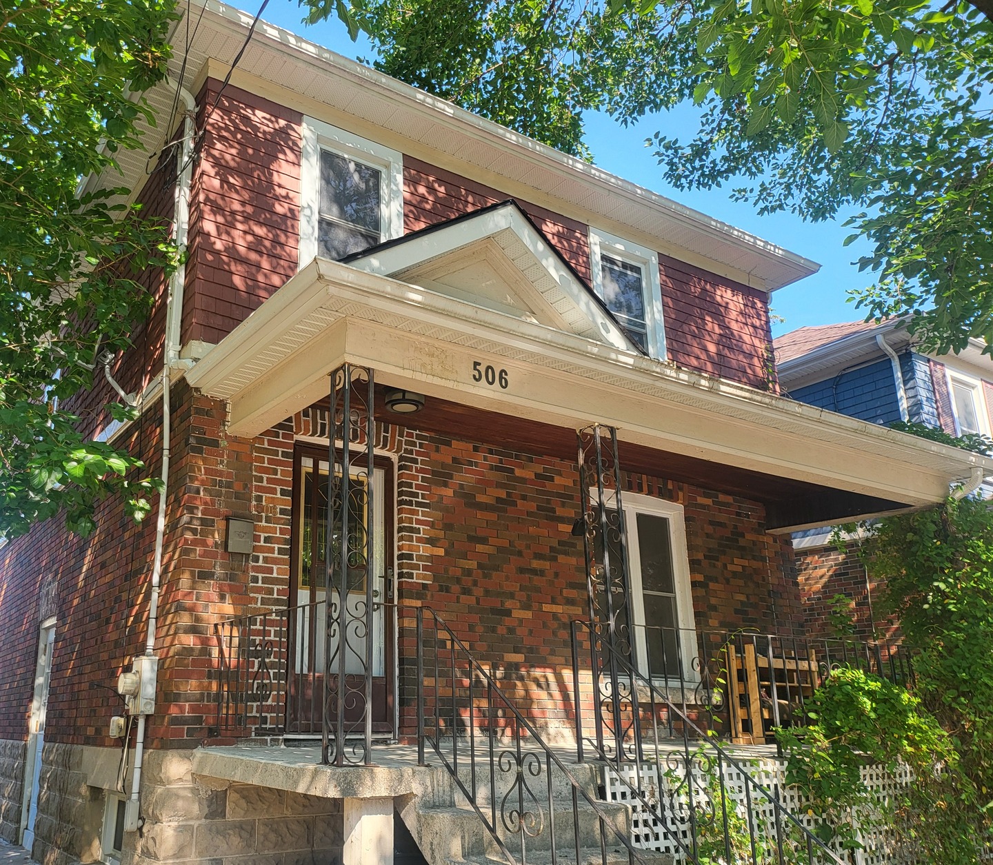 506 Victoria St