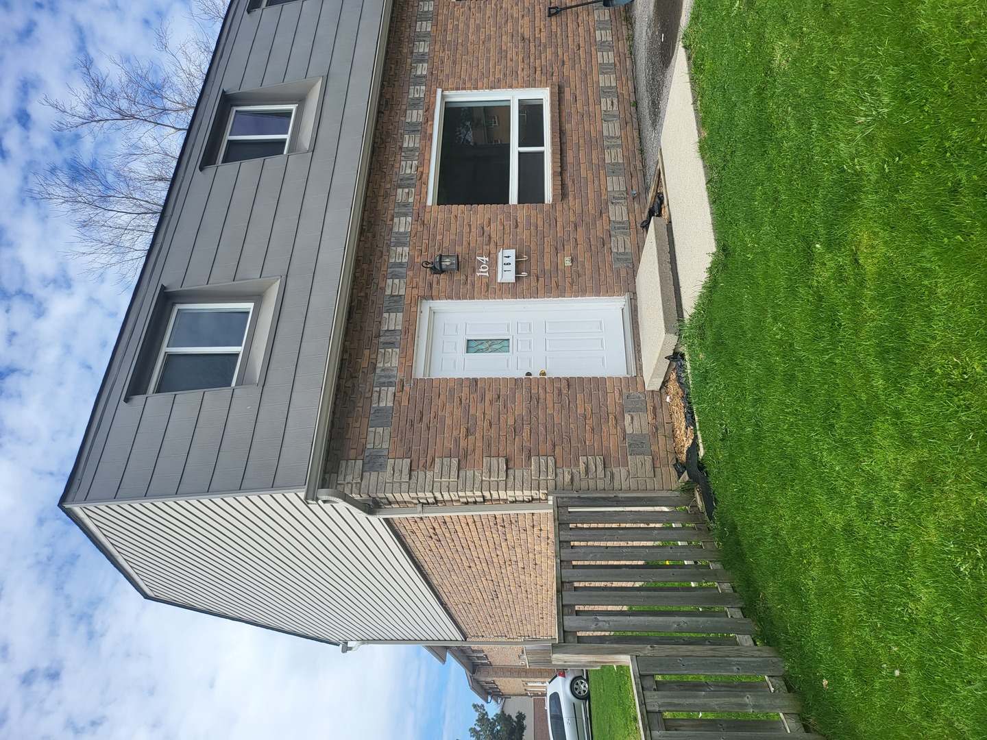 164 Rosemund Cres