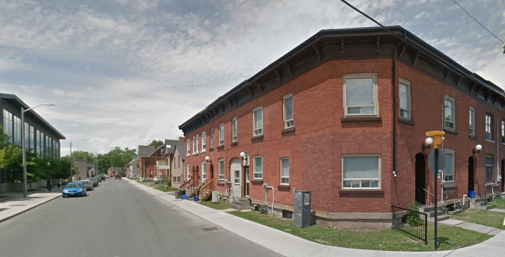 265 Earl St