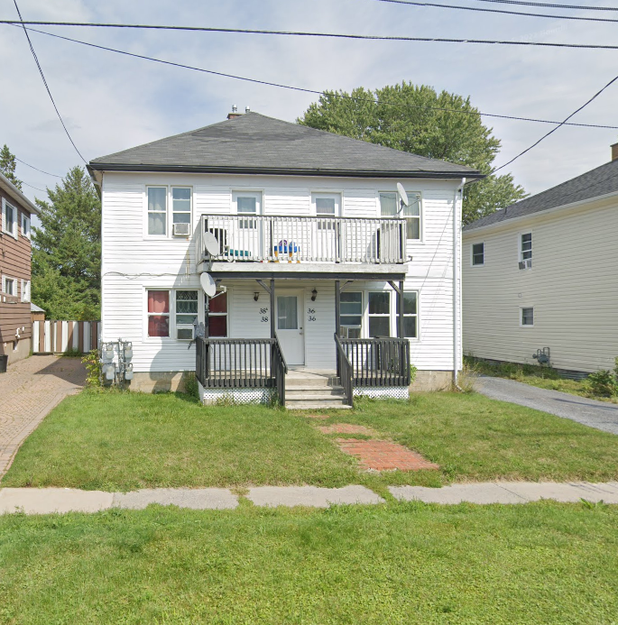 38 ANTHONY St