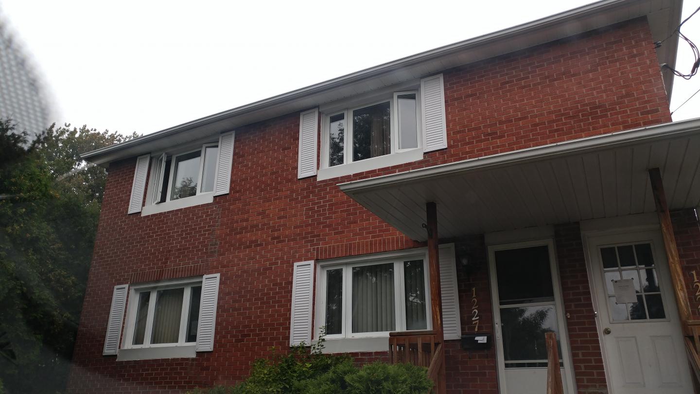 B-1227 CASWELL Cres
