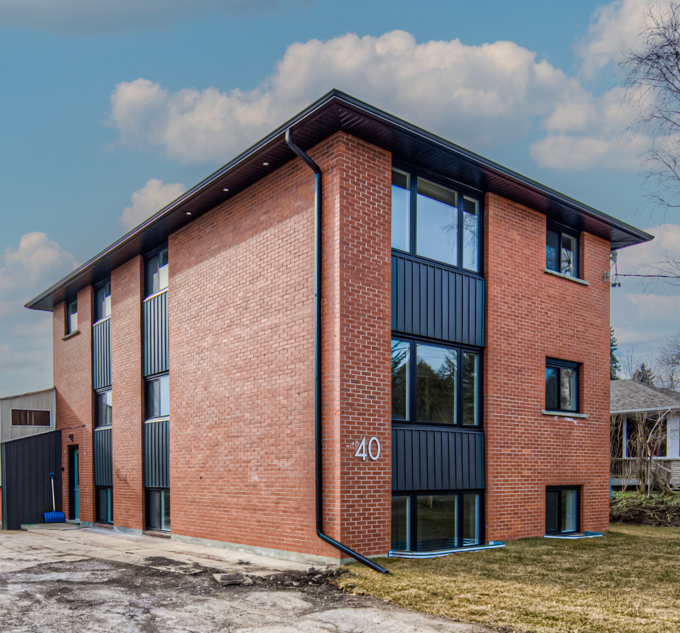 2-40 Daniel Ave