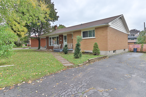 2-19 Cliff Cres