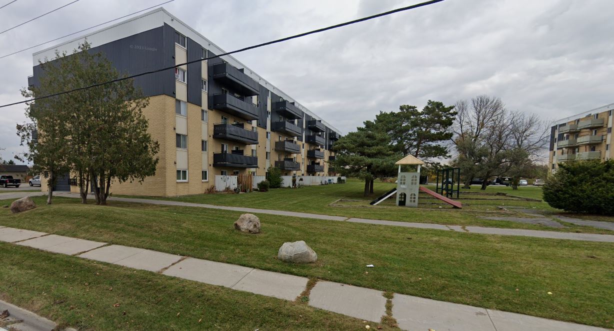 410-335 Amherst Dr