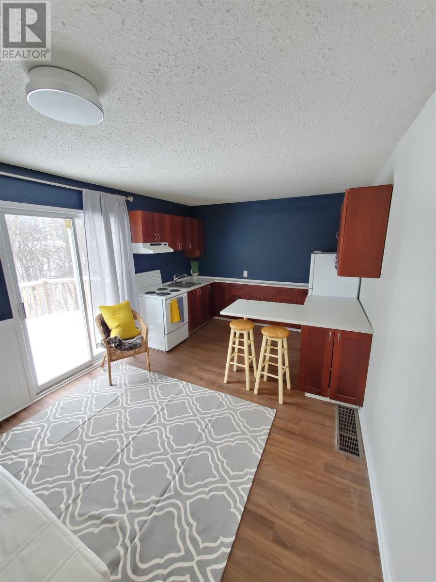 2-14 Limeridge Dr